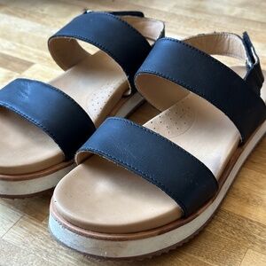 Nicole Go To Flatform